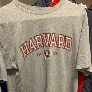 Harvard t shirt